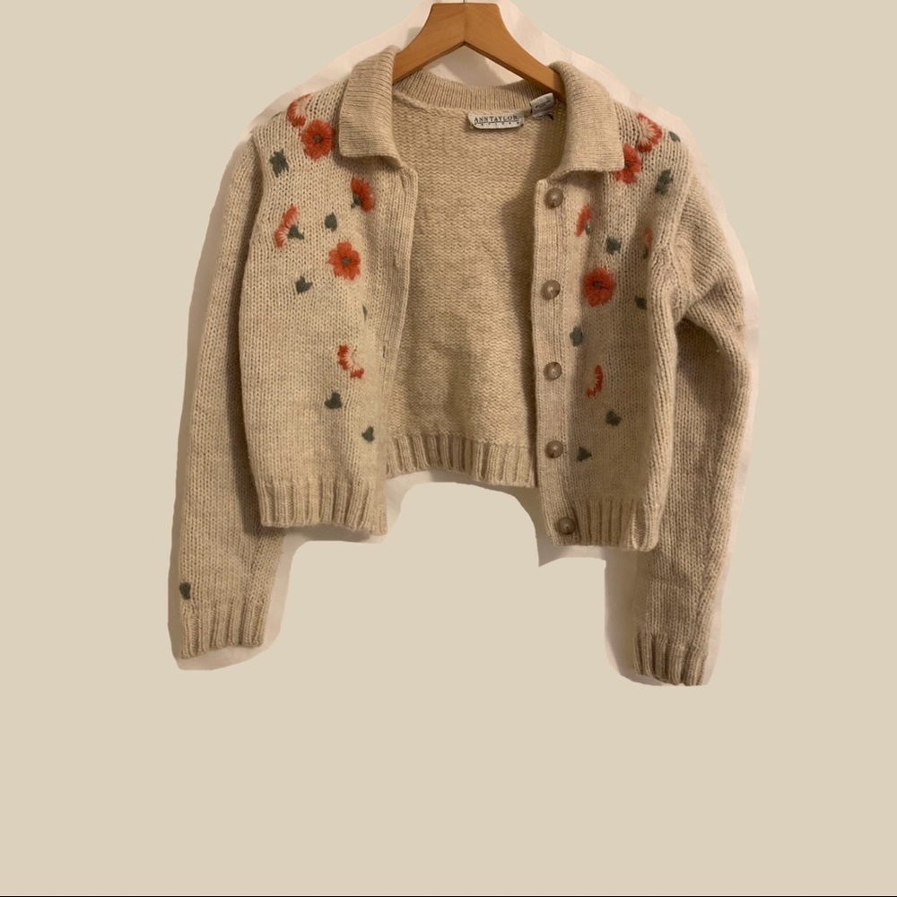 Embroidery cardigan